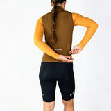 ES16 Gilet antivento in microfibra. Nero